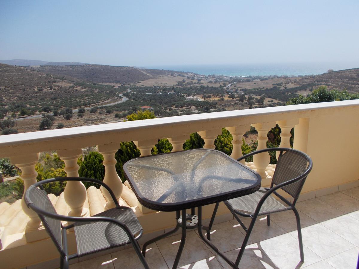 Knossos Apartments 칼라마키 외부 사진