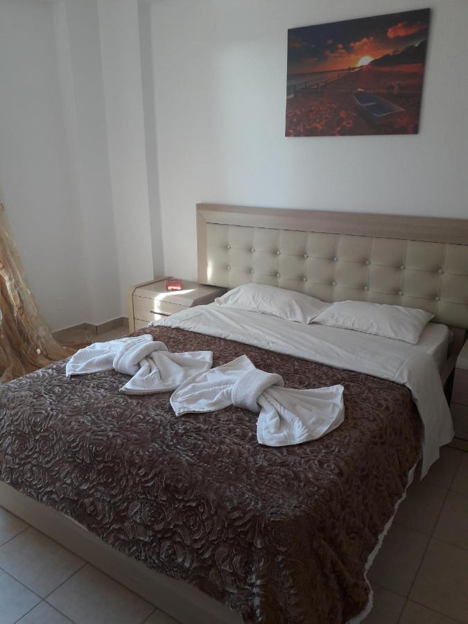 Knossos Apartments 칼라마키 외부 사진